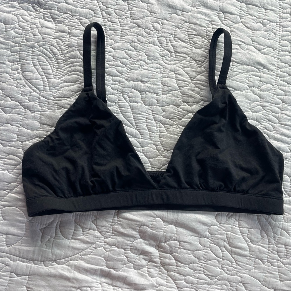 SKIMS Everyday Black Wireless Triangle Bralette - Women's Intimates